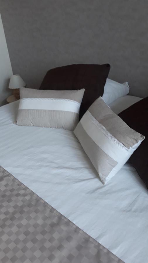 Gite De La Saugiat Le Fied Ngoại thất bức ảnh